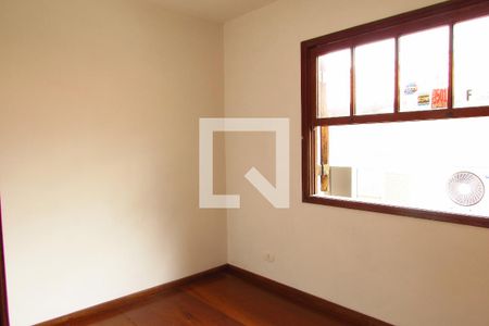 Casa de condomínio à venda com 150m², 4 quartos e 1 vagaQuarto 2