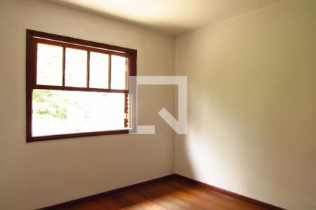 Casa de condomínio à venda com 150m², 4 quartos e 1 vagaQuarto 3