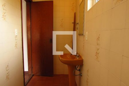 Casa de condomínio à venda com 150m², 4 quartos e 1 vagaBanheiro Quarto