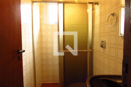 Casa de condomínio à venda com 150m², 4 quartos e 1 vagaBanheiro 