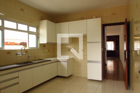 Casa de condomínio à venda com 150m², 4 quartos e 1 vagaCozinha 