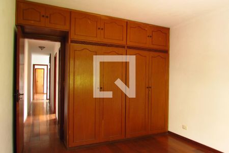 Casa de condomínio à venda com 150m², 4 quartos e 1 vagaQuarto 3