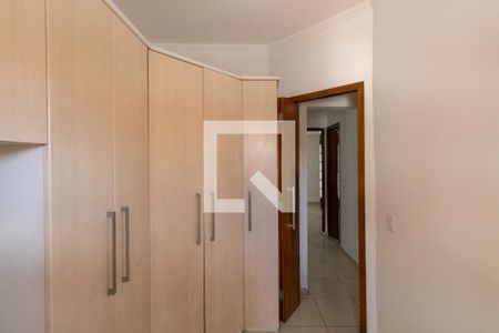 Casa de condomínio à venda com 100m², 3 quartos e sem vaga Casa de condomínio à venda com 100m², 3 quartos e sem vagaQuarto 2