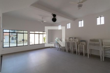 Casa de condomínio à venda com 100m², 3 quartos e sem vaga Casa de condomínio à venda com 100m², 3 quartos e sem vagaÁrea Comum - Salão de Festas