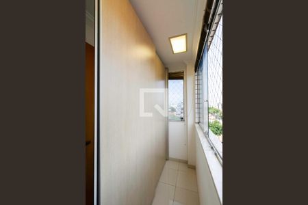 Apartamento à venda com 135m², 4 quartos e 4 vagas Apartamento à venda com 135m², 4 quartos e 4 vagasCloset da suíte 2