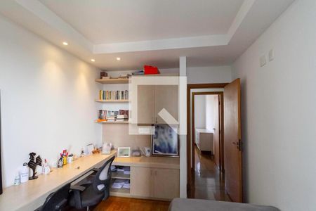 Apartamento à venda com 135m², 4 quartos e 4 vagas Apartamento à venda com 135m², 4 quartos e 4 vagasQuarto 1