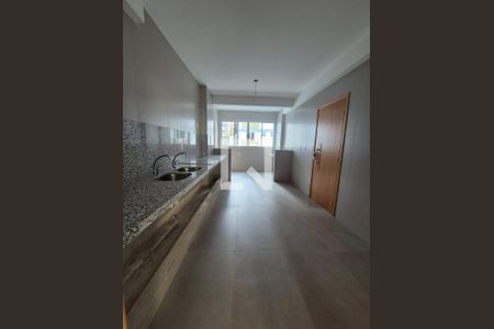 Apartamento à venda com 136m², 4 quartos e 3 vagas Apartamento à venda com 136m², 4 quartos e 3 vagasCozinha