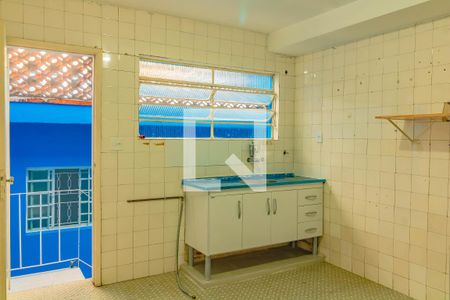 Casa à venda com 180m², 4 quartos e 2 vagas Casa à venda com 180m², 4 quartos e 2 vagasCozinha