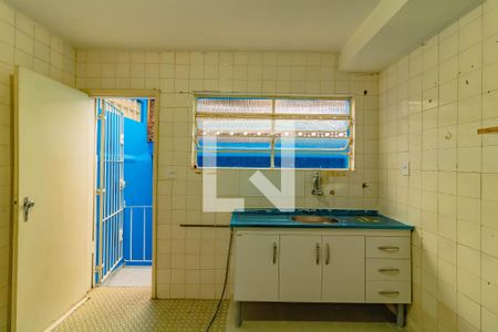 Casa à venda com 180m², 4 quartos e 2 vagas Casa à venda com 180m², 4 quartos e 2 vagasCozinha