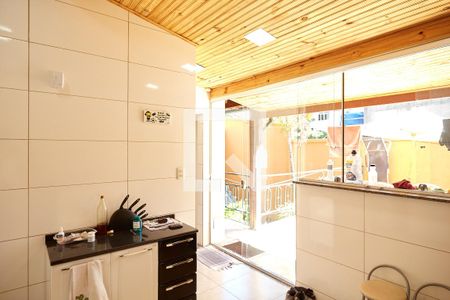 Casa à venda com 300m², 1 quarto e 4 vagas Casa à venda com 300m², 1 quarto e 4 vagasCozinha