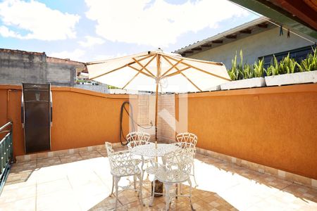 Casa à venda com 300m², 1 quarto e 4 vagas Casa à venda com 300m², 1 quarto e 4 vagasÁrea comum