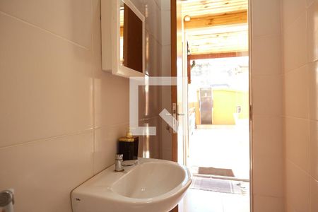 Casa à venda com 300m², 1 quarto e 4 vagas Casa à venda com 300m², 1 quarto e 4 vagasBanheiro 2