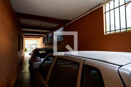 Casa à venda com 300m², 1 quarto e 4 vagas Casa à venda com 300m², 1 quarto e 4 vagasÁrea comum