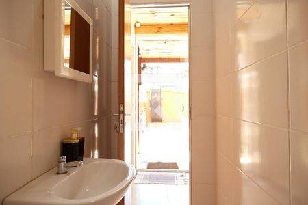 Casa à venda com 300m², 1 quarto e 4 vagas Casa à venda com 300m², 1 quarto e 4 vagasBanheiro 2