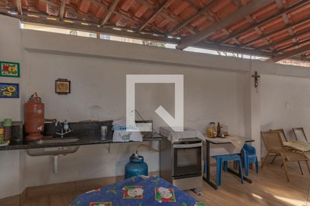 Casa à venda com 280m², 4 quartos e 3 vagas Casa à venda com 280m², 4 quartos e 3 vagasÁrea Gourmet