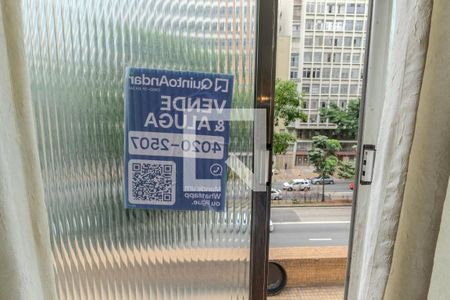 Studio à venda com 36m², 1 quarto e sem vaga Studio à venda com 36m², 1 quarto e sem vagaPlaquinha