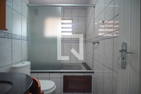 Casa à venda com 90m², 3 quartos e 2 vagasBanheiro