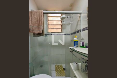 Apartamento à venda com 65m², 2 quartos e sem vaga Apartamento à venda com 65m², 2 quartos e sem vagaBanheiro Corredor