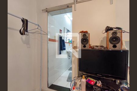 Apartamento à venda com 65m², 2 quartos e sem vaga Apartamento à venda com 65m², 2 quartos e sem vagaBanheiro da Suíte