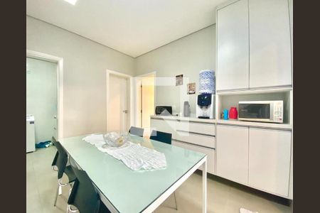 Casa de condomínio à venda com 237m², 3 quartos e 4 vagas Casa de condomínio à venda com 237m², 3 quartos e 4 vagasFoto 19