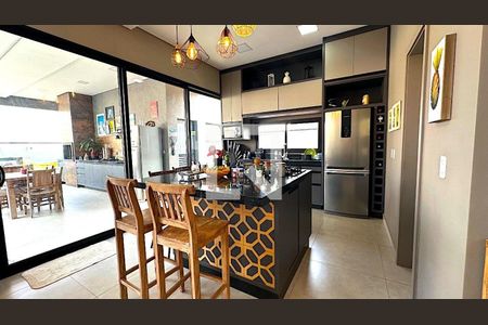 Casa de condomínio à venda com 267m², 4 quartos e 4 vagas Casa de condomínio à venda com 267m², 4 quartos e 4 vagasFoto 10