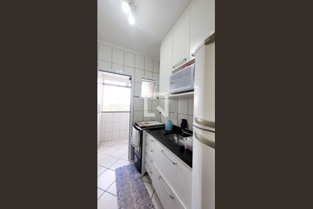 Apartamento à venda com 66m², 2 quartos e 2 vagas Apartamento à venda com 66m², 2 quartos e 2 vagasCozinha