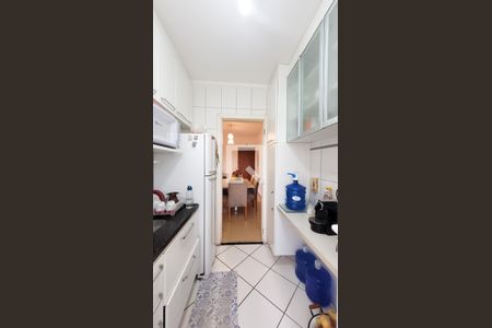 Apartamento à venda com 66m², 2 quartos e 2 vagas Apartamento à venda com 66m², 2 quartos e 2 vagasCozinha