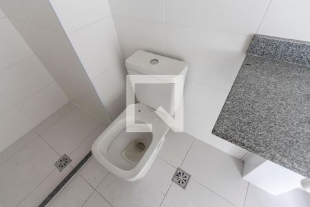 Apartamento à venda com 38m², 2 quartos e sem vaga Apartamento à venda com 38m², 2 quartos e sem vagaBanheiro