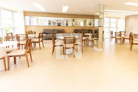 Apartamento à venda com 38m², 2 quartos e sem vaga Apartamento à venda com 38m², 2 quartos e sem vagaSalão de festas