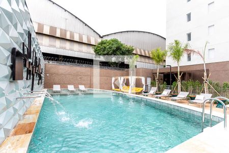 Apartamento à venda com 38m², 2 quartos e sem vaga Apartamento à venda com 38m², 2 quartos e sem vagaPiscina