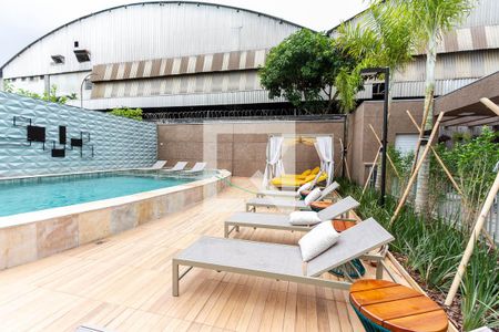 Apartamento à venda com 38m², 2 quartos e sem vaga Apartamento à venda com 38m², 2 quartos e sem vagaPiscina