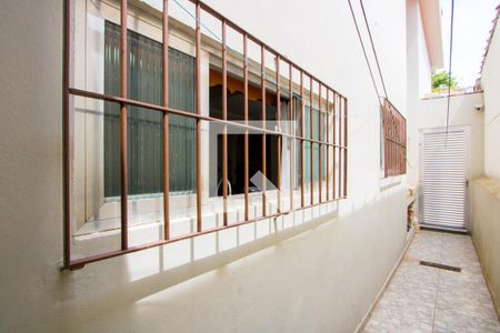 Casa à venda com 231m², 3 quartos e 2 vagasCorredor - Externo