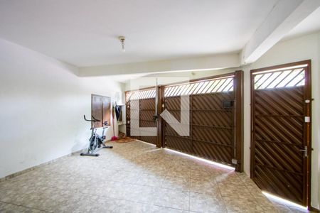 Casa à venda com 231m², 3 quartos e 2 vagasGaragem