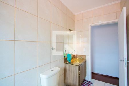 Casa à venda com 231m², 3 quartos e 2 vagasBanheiro social