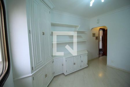 Apartamento à venda com 544m², 4 quartos e 5 vagas Apartamento à venda com 544m², 4 quartos e 5 vagasQuarto 4