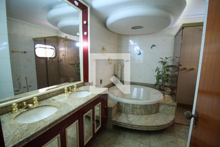 Apartamento à venda com 544m², 4 quartos e 5 vagas Apartamento à venda com 544m², 4 quartos e 5 vagasBanheiro Quarto