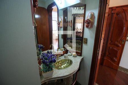 Apartamento à venda com 544m², 4 quartos e 5 vagas Apartamento à venda com 544m², 4 quartos e 5 vagasLavabo