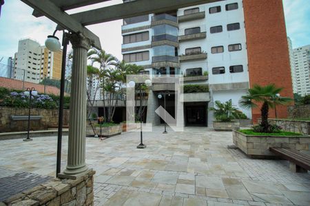 Apartamento à venda com 544m², 4 quartos e 5 vagas Apartamento à venda com 544m², 4 quartos e 5 vagasFachada