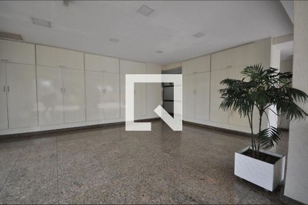 Apartamento para alugar com 205m², 3 quartos e 1 vaga Apartamento para alugar com 205m², 3 quartos e 1 vagaHall social