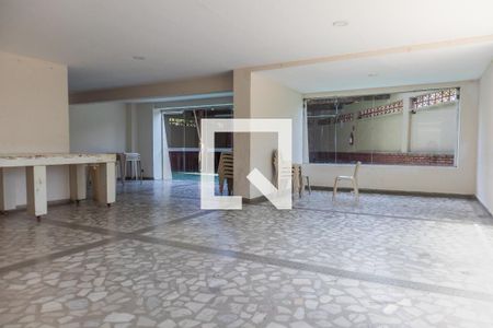 Apartamento para alugar com 205m², 3 quartos e 1 vaga Apartamento para alugar com 205m², 3 quartos e 1 vagaÁrea comum - Salão de festas