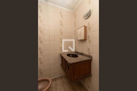 Apartamento para alugar com 205m², 3 quartos e 1 vaga Apartamento para alugar com 205m², 3 quartos e 1 vagaBanheiro Social