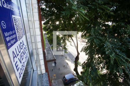 Apartamento à venda com 60m², 2 quartos e sem vagaPlaquinha