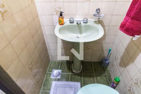 Casa para alugar com 110m², 3 quartos e 4 vagasBanheiro Social