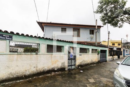 Casa para alugar com 110m², 3 quartos e 4 vagasFachada