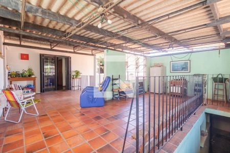 Casa à venda com 287m², 2 quartos e 3 vagasQuintal