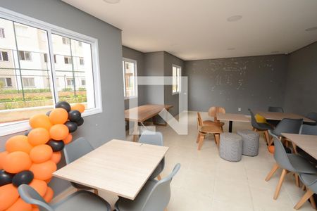 Apartamento à venda com 36m², 2 quartos e sem vagaÁrea comum - Salão de festas