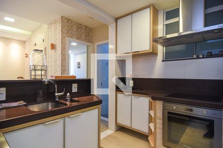 Apartamento à venda com 82m², 2 quartos e sem vaga Apartamento à venda com 82m², 2 quartos e sem vagaCozinha