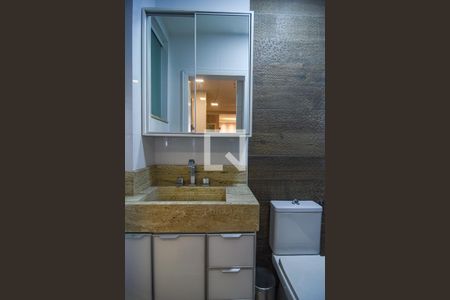 Apartamento à venda com 82m², 2 quartos e sem vaga Apartamento à venda com 82m², 2 quartos e sem vagaBanheiro 2