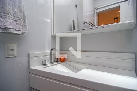Apartamento à venda com 82m², 2 quartos e sem vaga Apartamento à venda com 82m², 2 quartos e sem vagaBanheiro