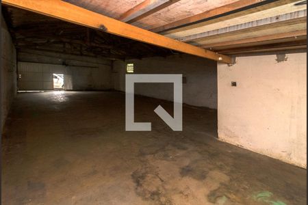 Casa à venda com 120m², 2 quartos e 1 vaga Casa à venda com 120m², 2 quartos e 1 vagaGalpão